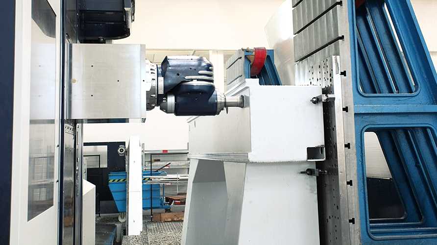 MASSIMA PRECISIONE DI LAVORAZIONE COSTANTE NEL TEMPO