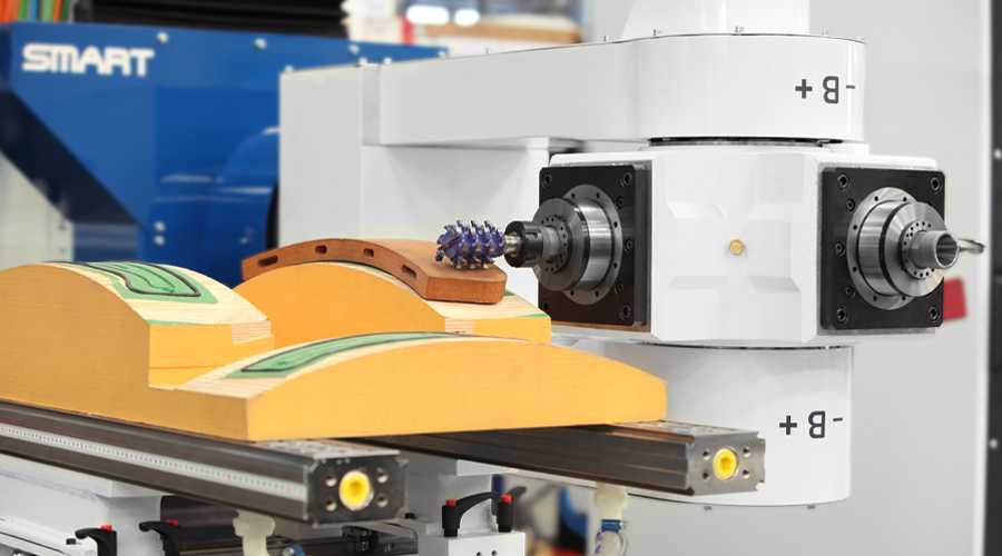 4 MANDRINI INDIPENDENTI, ANCHE IN PRESENZA DI CAMBIO UTENSILE AUTOMATICO