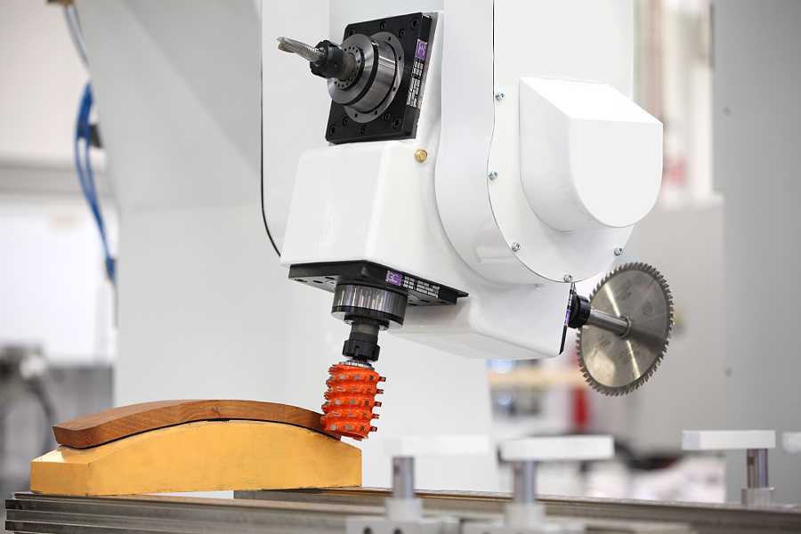 TESTE OPERATRICI PER OGNI TIPO DI LAVORAZIONE